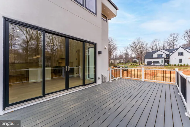 $3,150,000 | 731 Ellsworth Avenue, Great Falls, VA 22066