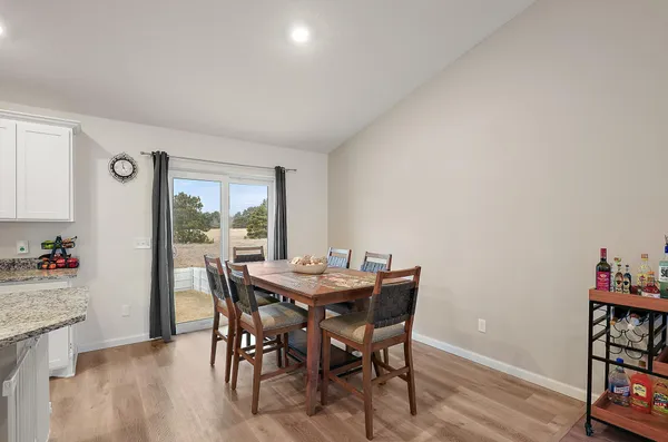 $360,000 | 39604 Fallbrook Avenue, North Branch, MN 55056