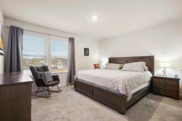 $360,000 | 39604 Fallbrook Avenue, North Branch, MN 55056