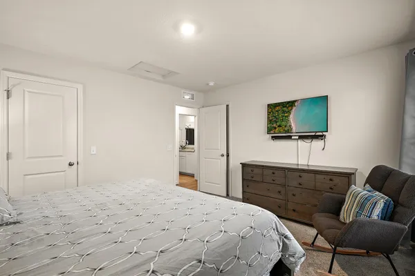 $360,000 | 39604 Fallbrook Avenue, North Branch, MN 55056