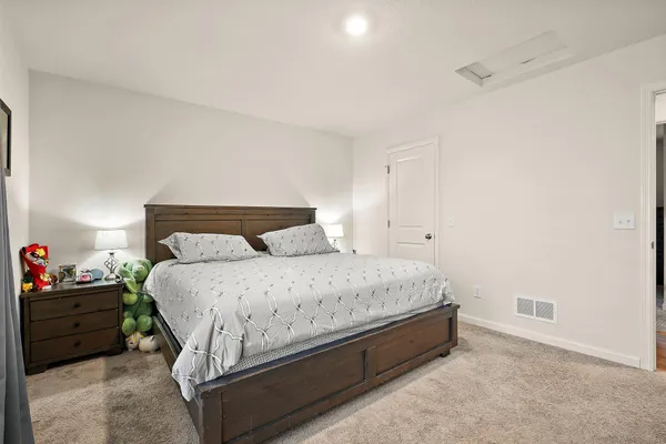 $360,000 | 39604 Fallbrook Avenue, North Branch, MN 55056