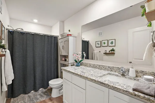 $360,000 | 39604 Fallbrook Avenue, North Branch, MN 55056