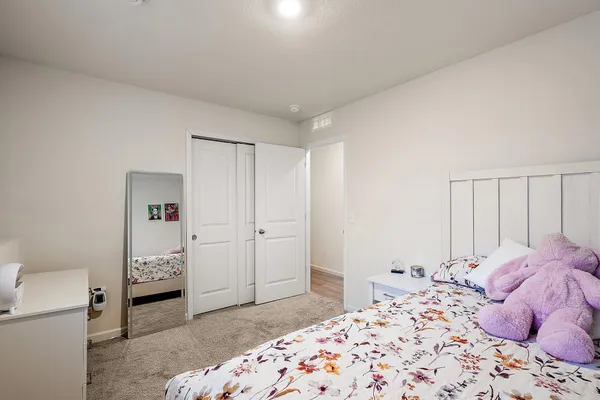 $360,000 | 39604 Fallbrook Avenue, North Branch, MN 55056