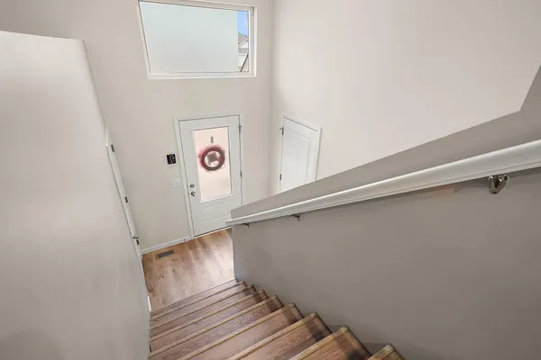 $360,000 | 39604 Fallbrook Avenue, North Branch, MN 55056