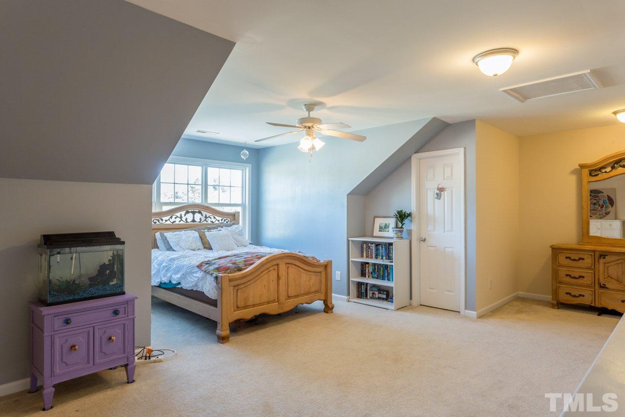 157 Deacon Ridge Street Wake Forest, NC 27587 - Photo 18 of 24 Gallery Image 18