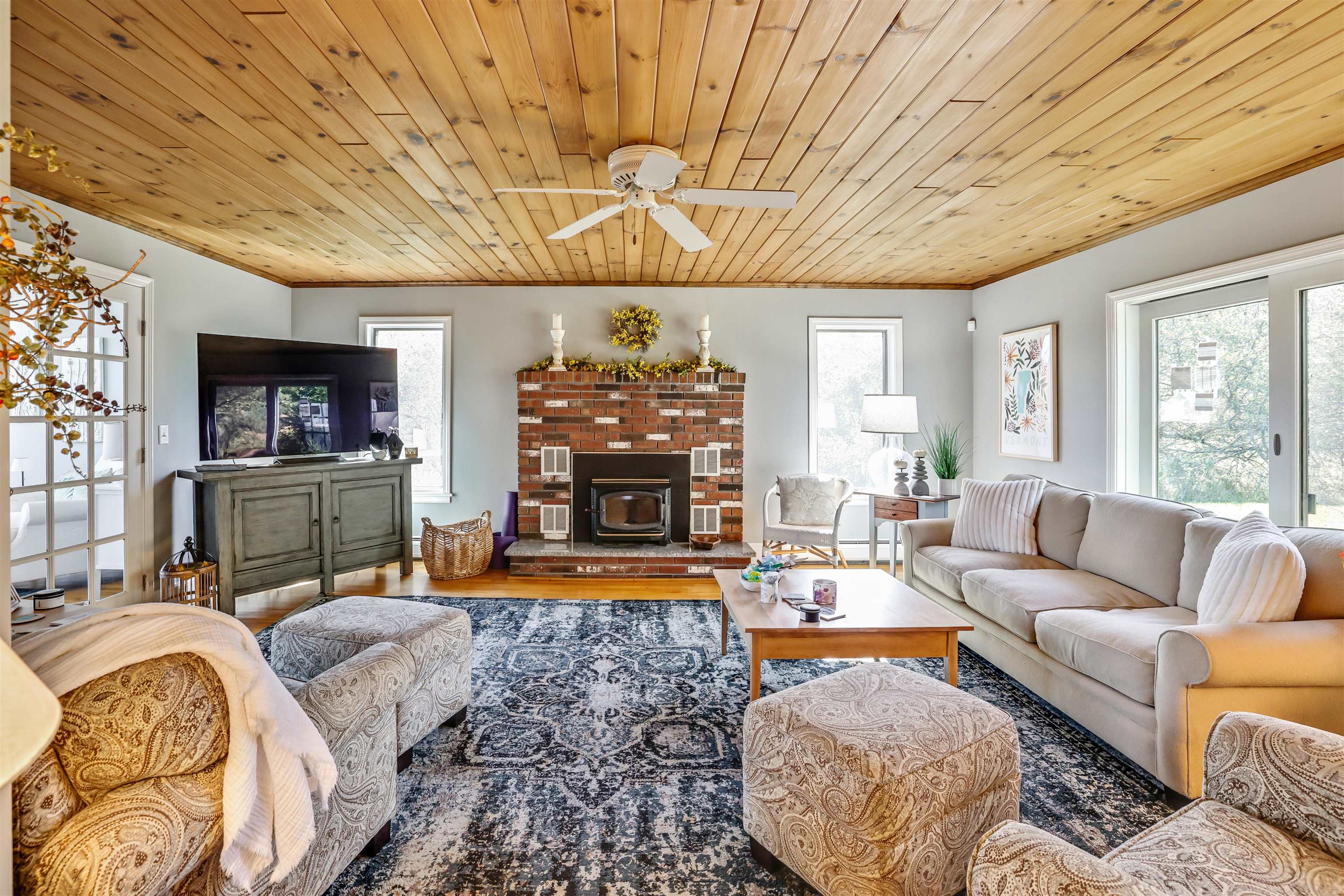 61 Sunrise Road Newport Town, VT 05857 - Photo 17 of 59