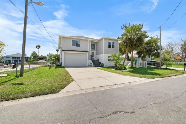 $675,000 | 4464 Neptune Drive, Hernando Beach, FL 34607