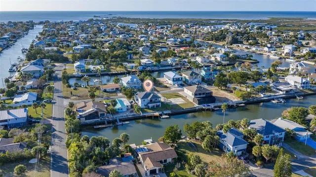 $675,000 | 4464 Neptune Drive, Hernando Beach, FL 34607