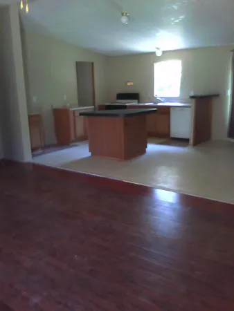 $1,100 | 10016 PR 3814, Quinlan, TX 75474