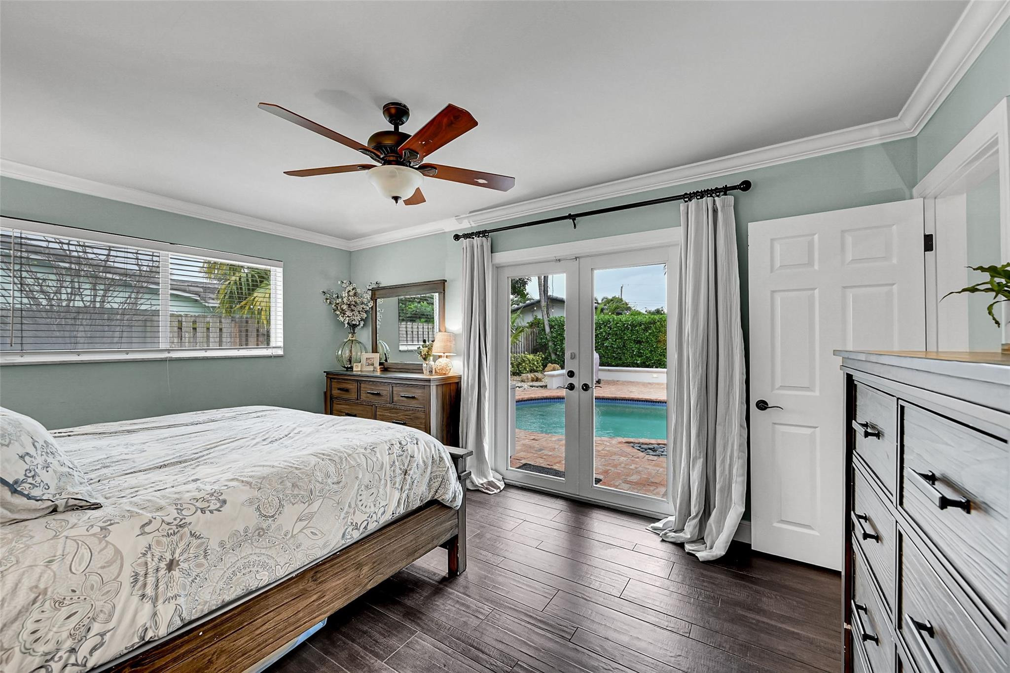 4221 Northeast 26th Avenue Lighthouse Point, FL 33064 - Photo 21 of 59 Photo 21