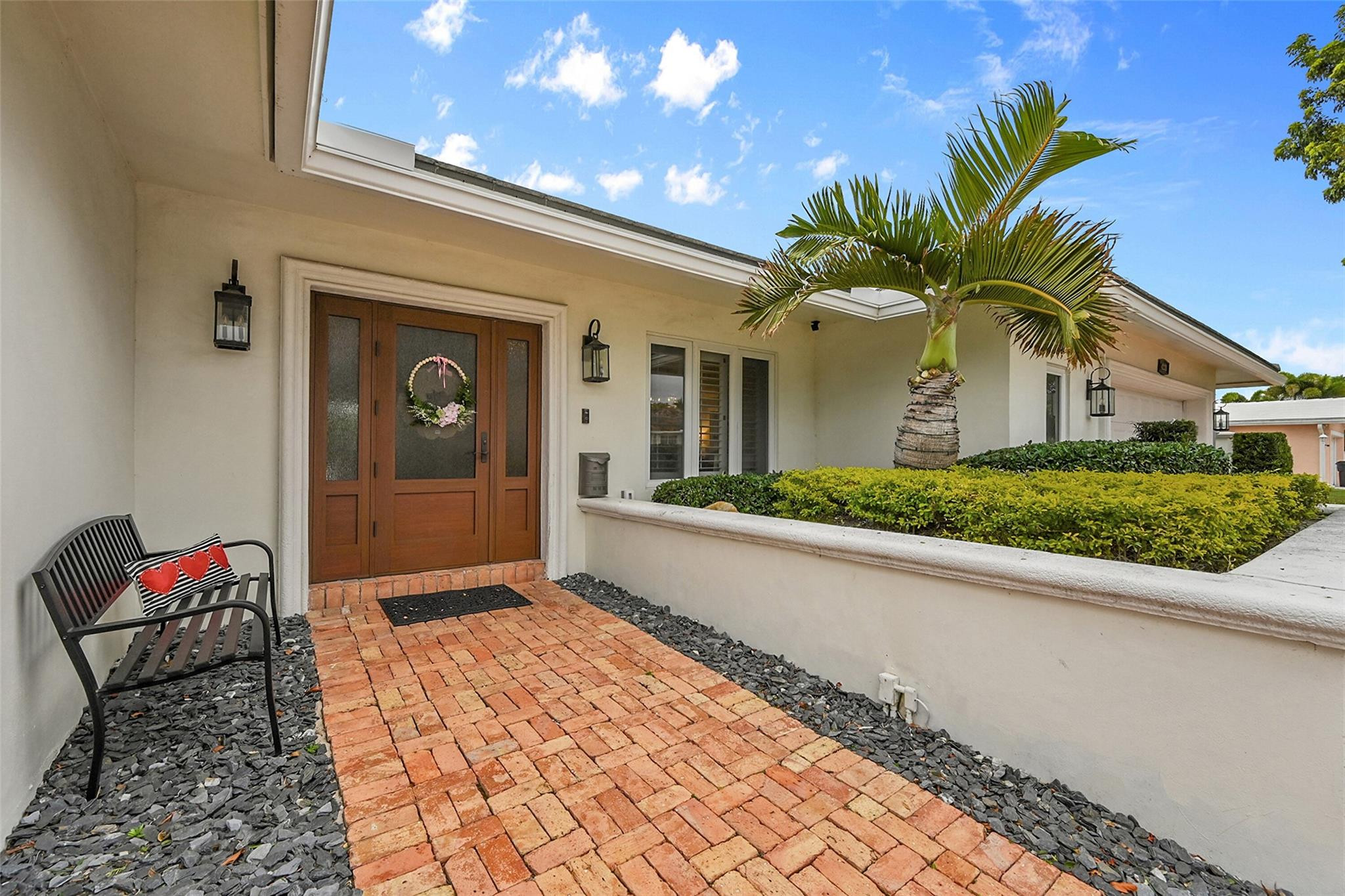 4221 Northeast 26th Avenue Lighthouse Point, FL 33064 - Photo 4 of 59 Photo 4