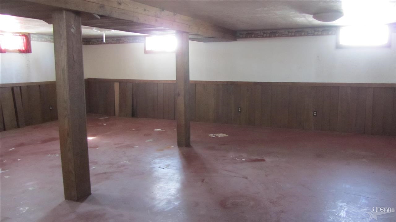 12214 East Tillman Road Fort Wayne, IN 46816 - Photo 12 of 13 Gallery Image 12