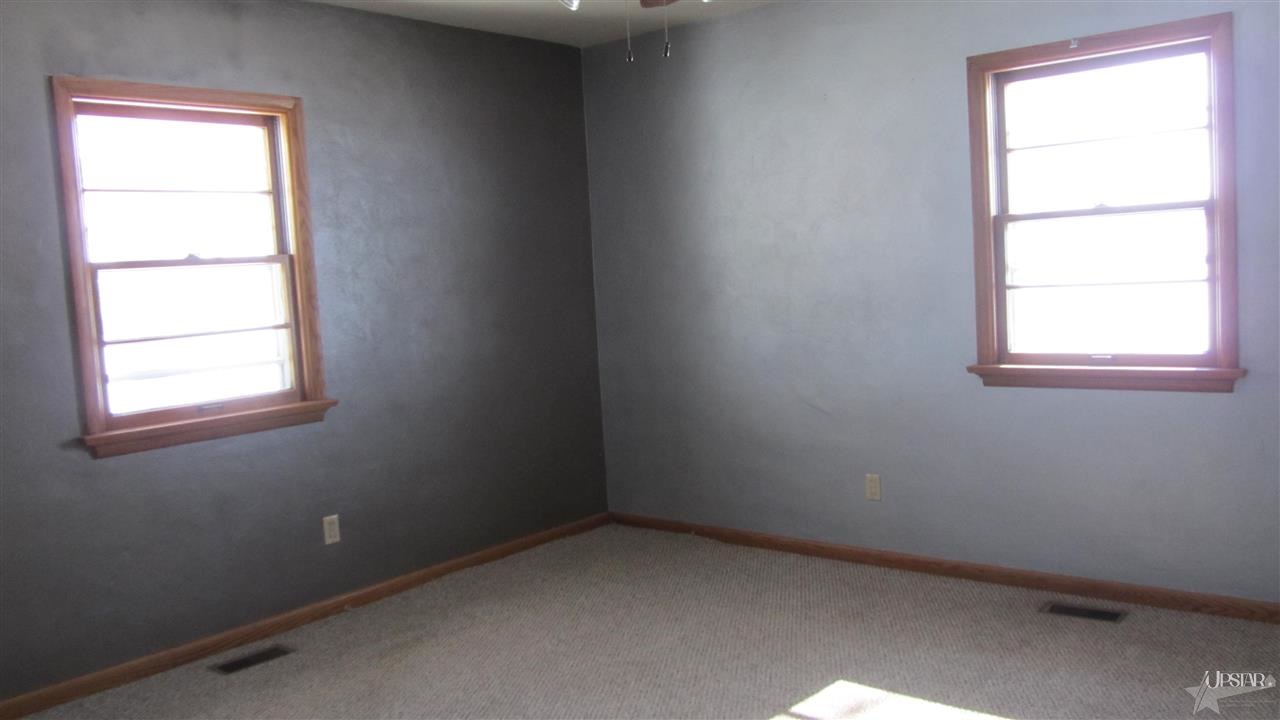 12214 East Tillman Road Fort Wayne, IN 46816 - Photo 7 of 13 Gallery Image 7