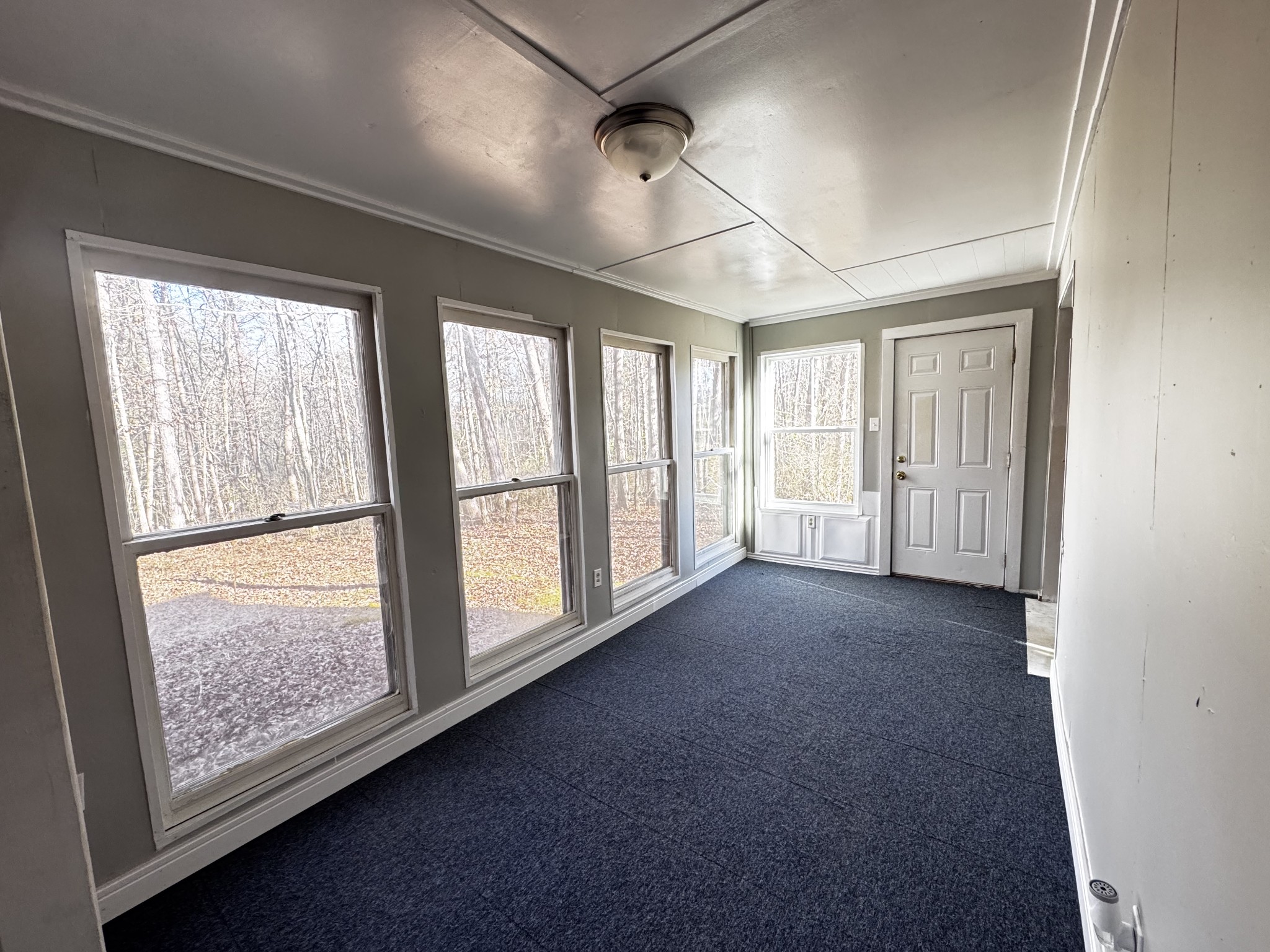 829 Highway 399 Palmer, TN 37365 - Photo 18 of 18 a view of livingroom with furniture