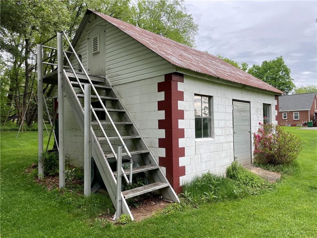 314 Old Plank Road Butler, PA 16002 - Photo 8 of 48 Two Level Workshop/Storage