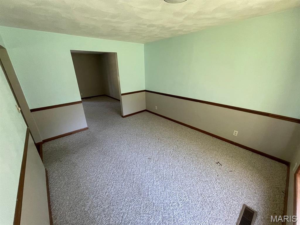 4441 Old Caseyville Road Belleville, IL 62223 - Photo 13 of 30