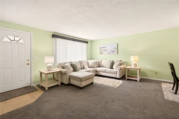 $199,000 | 2077 Bear Creek Drive, Ontario, NY 14519