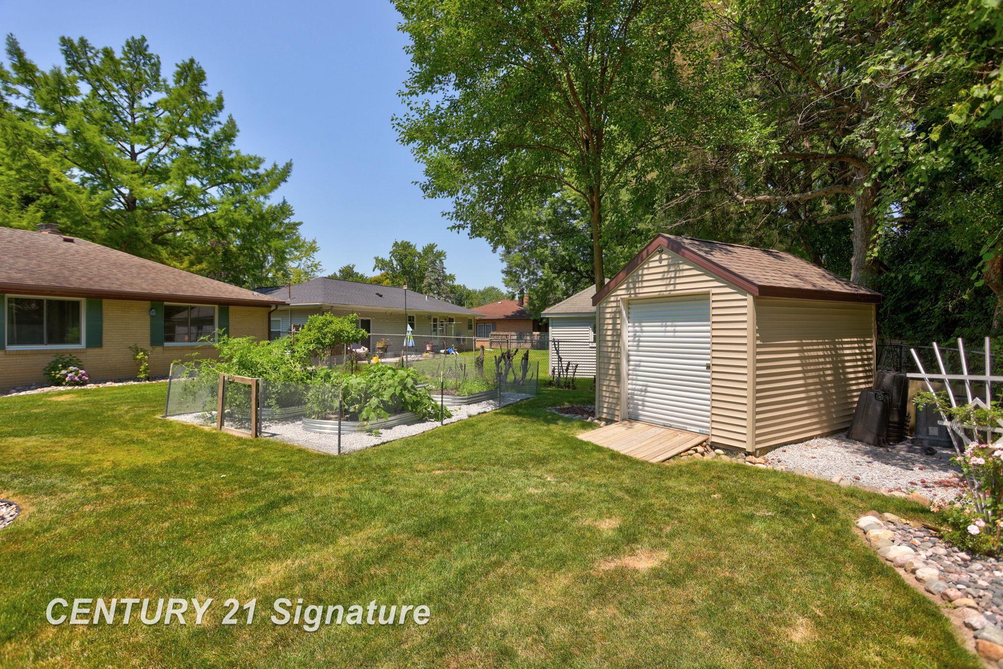 2158 Bock Road Saginaw, MI 48603 - Photo 39 of 43