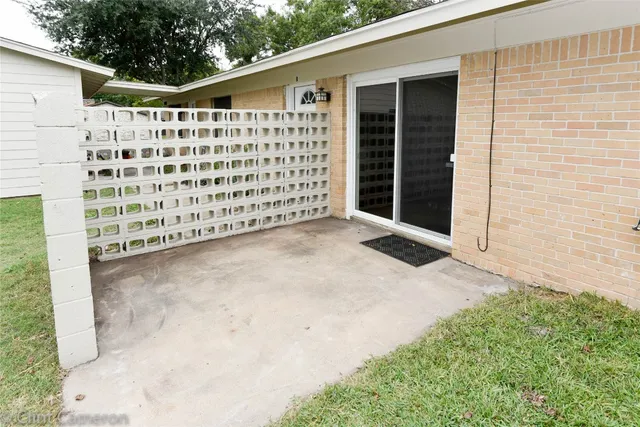 $1,395 | 8005 Pinedale Cove, Unit B, Austin, TX 78757