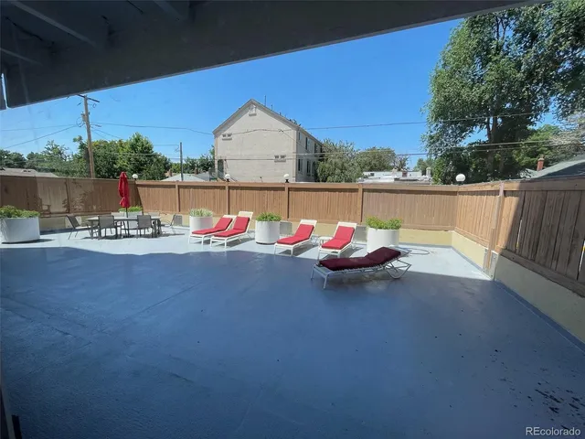 $2,000 | 551 Pearl Street, Unit 106, Denver, CO 80203