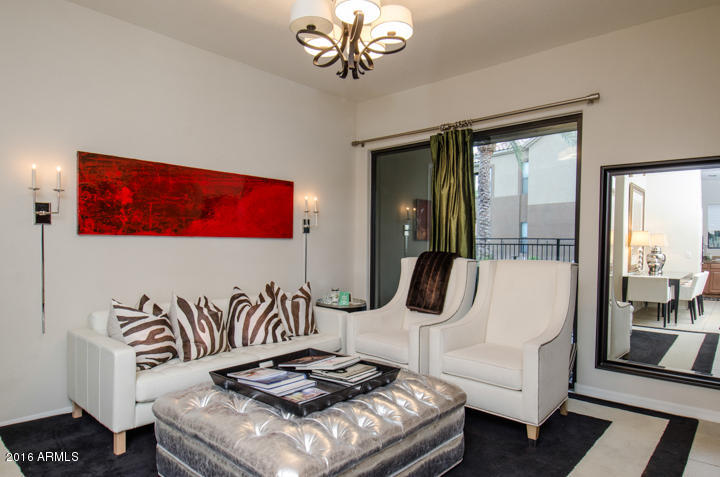 7027 North Scottsdale Road, Unit 131 Paradise Valley, AZ 85253 - Photo 11 of 30 Living Rm w Tenant's Furniture