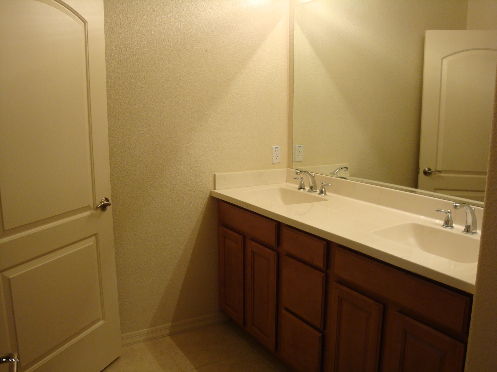 7027 North Scottsdale Road, Unit 131 Paradise Valley, AZ 85253 - Photo 15 of 30 Bathroom Vanity