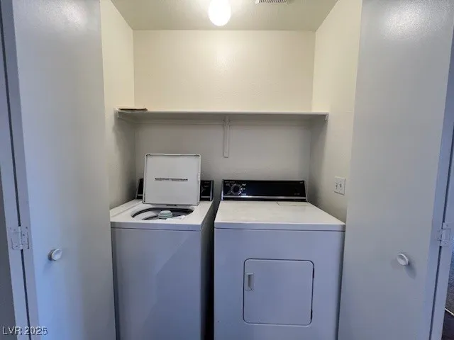 $1,400 | 2120 Ramrod Avenue, Unit 1721, Henderson, NV 89014