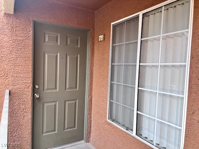 $1,400 | 2120 Ramrod Avenue, Unit 1721, Henderson, NV 89014