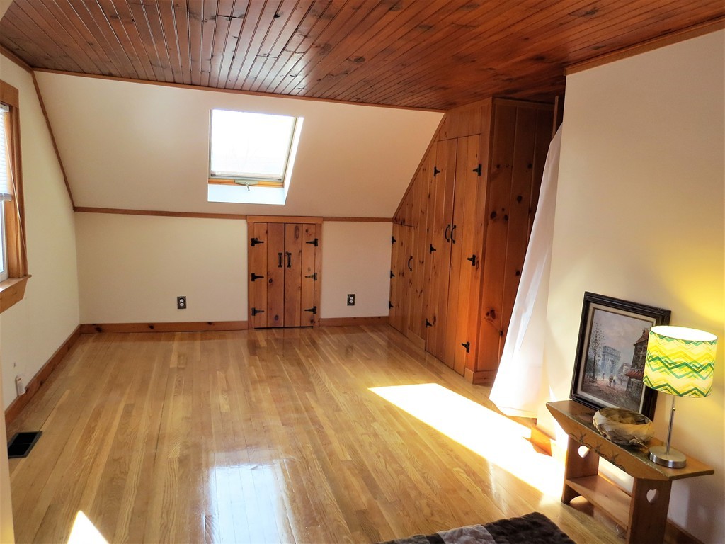 76 Brae Road Weymouth, MA 02191 - Photo 10 of 15