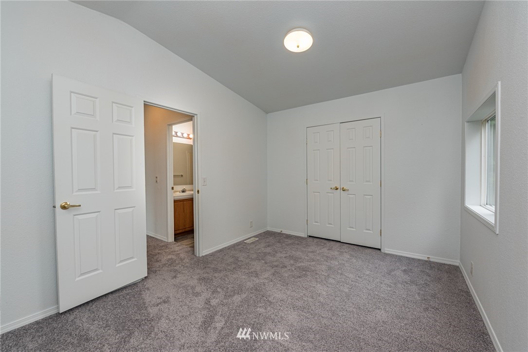 181 Discovery View Drive Sequim, WA 98382 - Photo 13 of 33