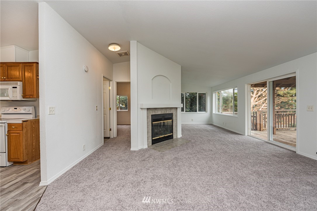 181 Discovery View Drive Sequim, WA 98382 - Photo 4 of 33