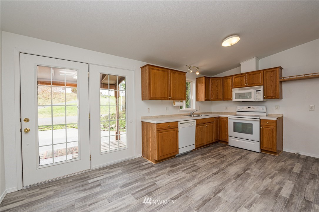 181 Discovery View Drive Sequim, WA 98382 - Photo 10 of 33
