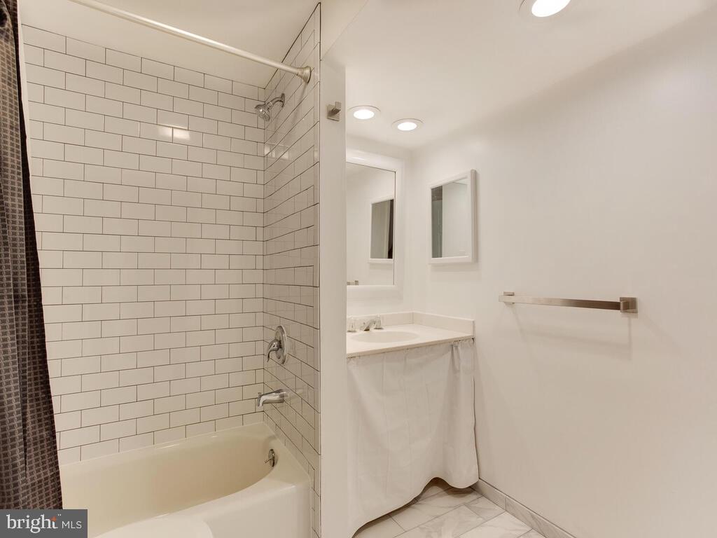 3022 Tarpon Road Riva, MD 21140 - Photo 30 of 35 Remodeled Lower Level Full Bath