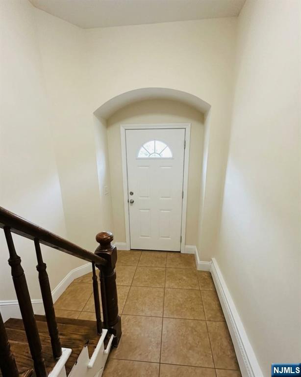 255 Franklin Street Elizabeth, NJ 07206 - Photo 12 of 34 a view of a hallway