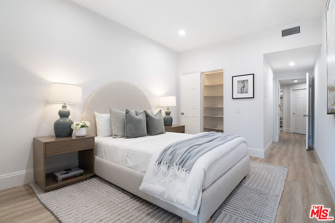 458 North Oakhurst Drive, Unit 102 Beverly Hills, CA 90210 - Photo 26 of 36