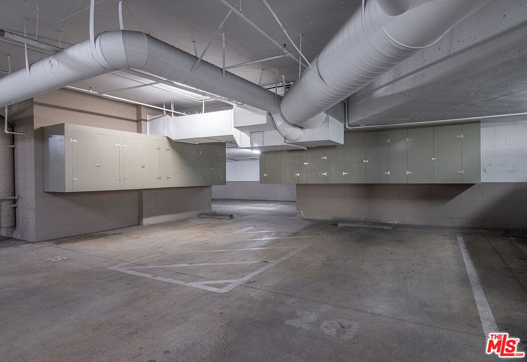 458 North Oakhurst Drive, Unit 102 Beverly Hills, CA 90210 - Photo 36 of 36