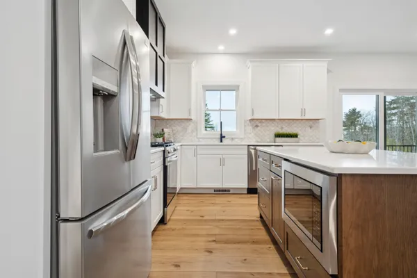 $1,099,000 | 103 Temple Road, Sharon, NH 03458