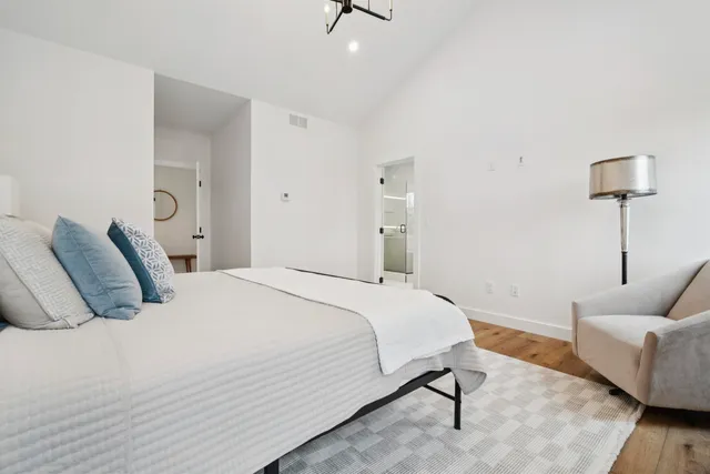 $1,250,000 | 103 Temple Road, Sharon, NH 03458