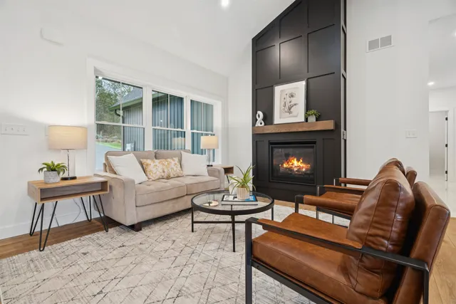 $1,250,000 | 103 Temple Road, Sharon, NH 03458