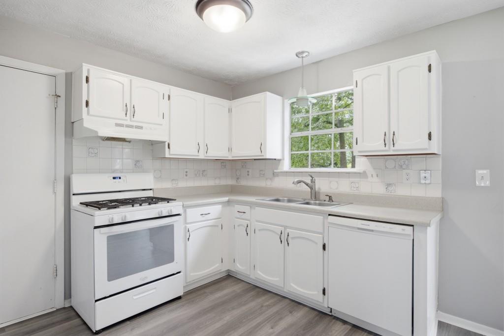 11240 Rotherick Drive Alpharetta, GA 30022 - Photo 21 of 26