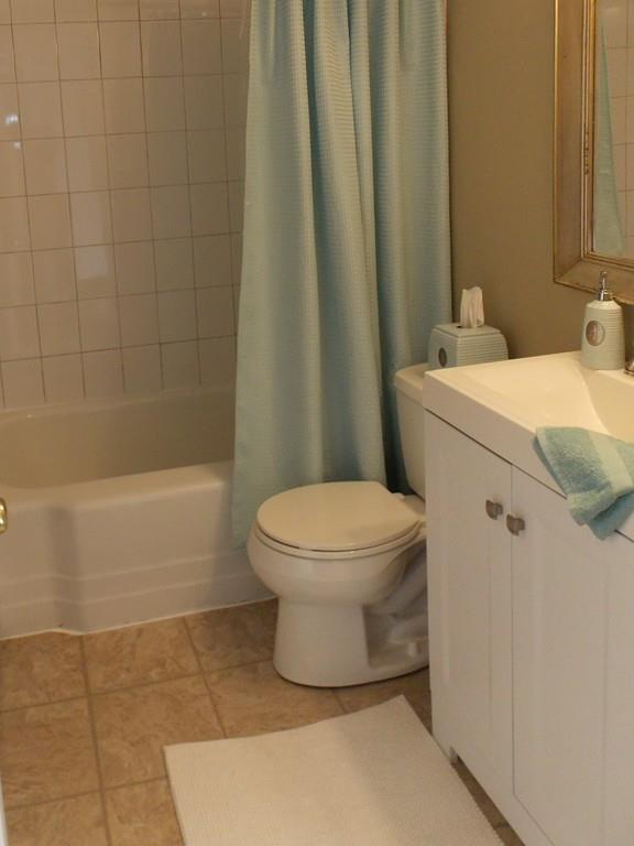 27 Windsor Road Beverly, MA 01915 - Photo 5 of 21 Gallery Image 5