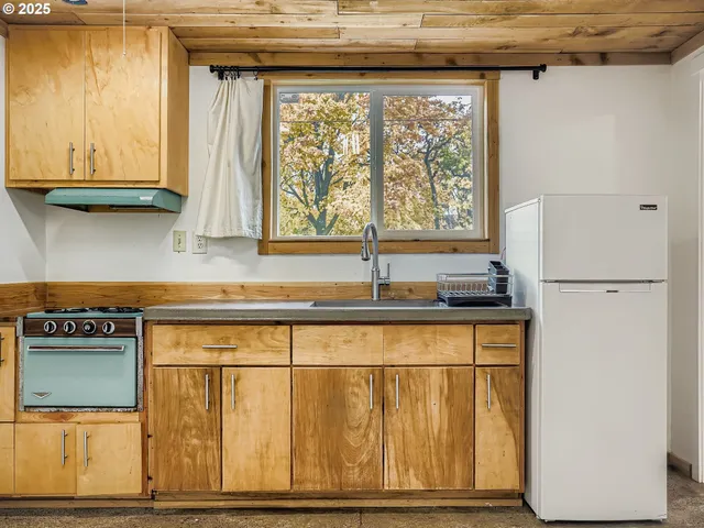 $370,000 | 540 F Street, Independence, OR 97351