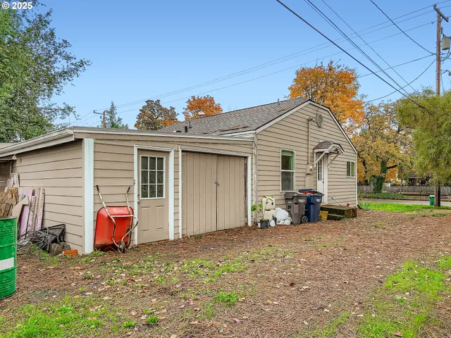 $370,000 | 540 F Street, Independence, OR 97351