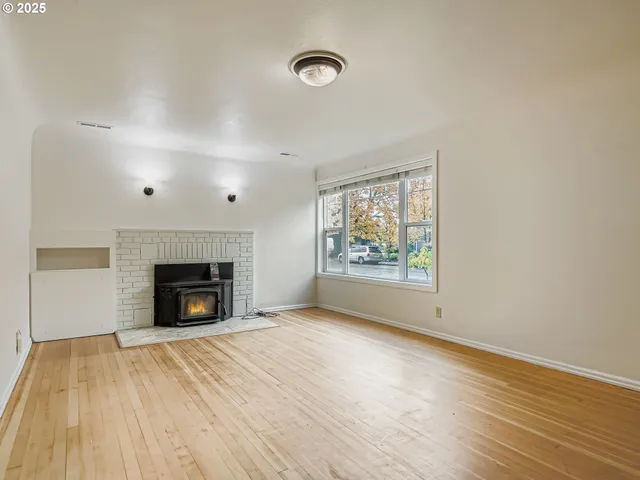 $370,000 | 540 F Street, Independence, OR 97351