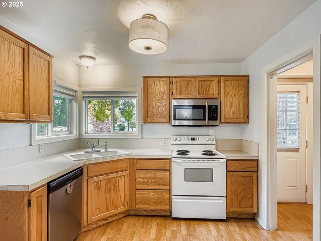 $370,000 | 540 F Street, Independence, OR 97351