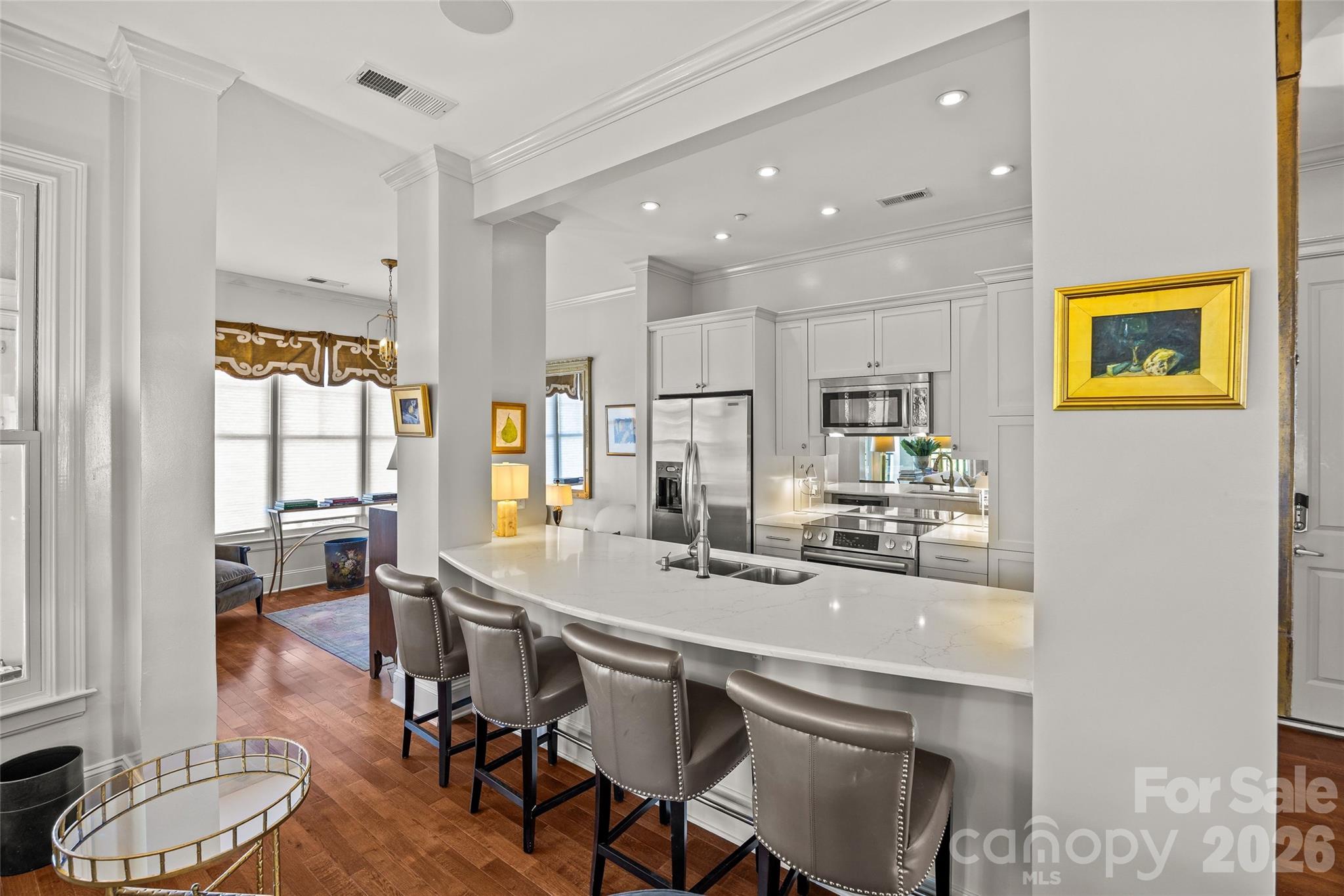 5425 Closeburn Road, Unit 215 Charlotte, NC 28210 - Photo 8 of 30 Gallery Image 8