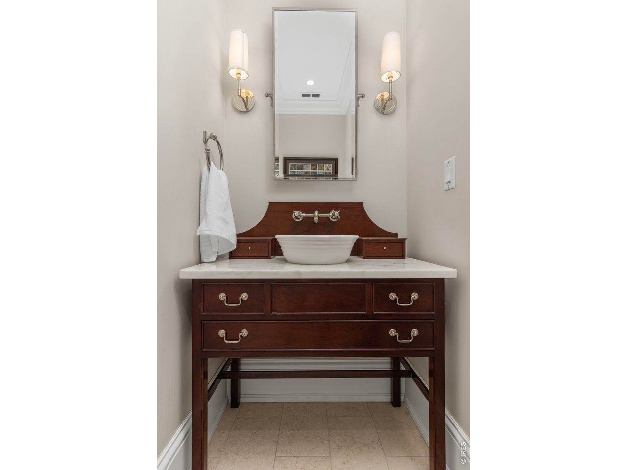 3181 9th Street Boulder, CO 80304 - Photo 21 of 49 a view of dresser