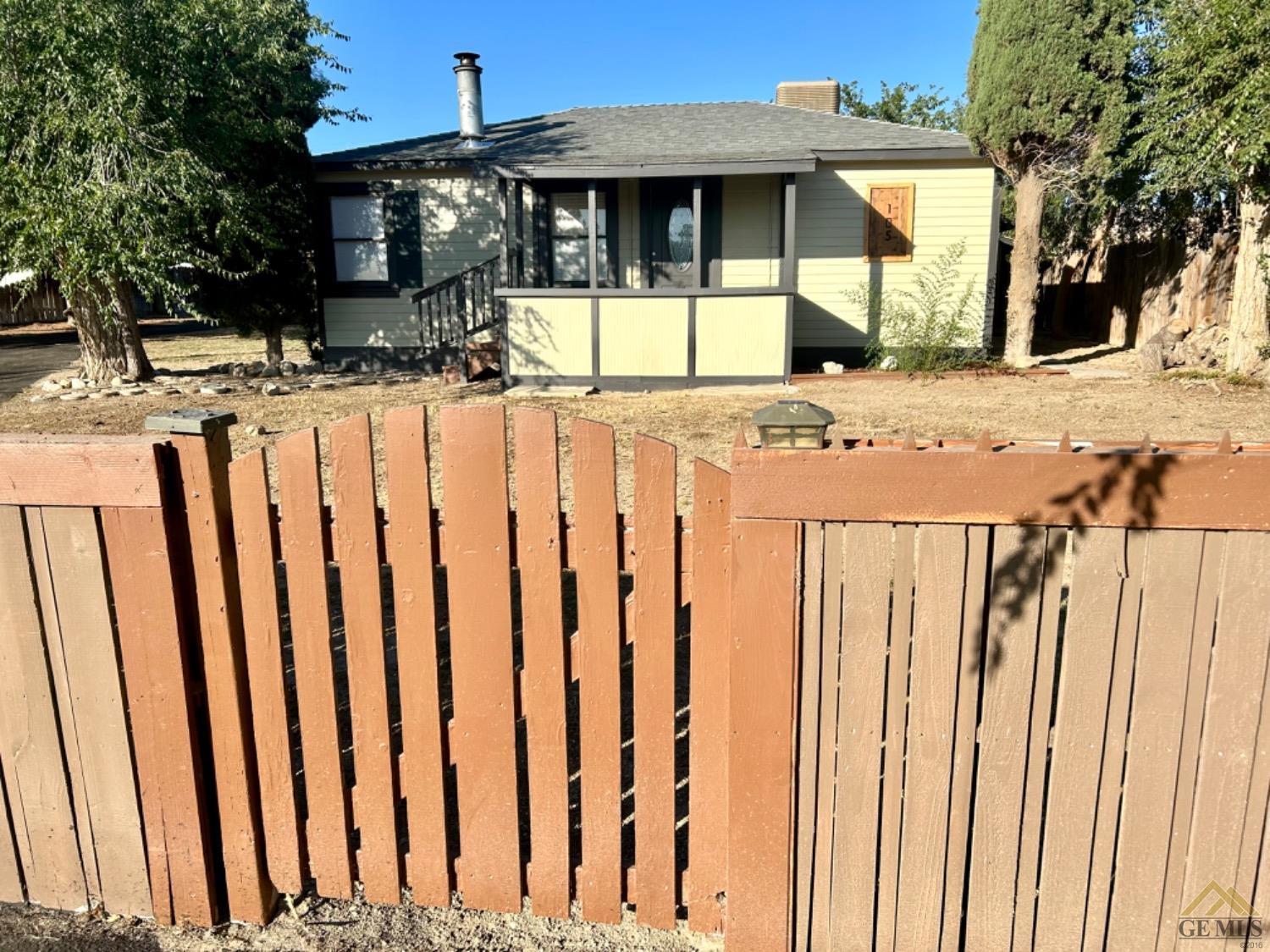 Undisclosed Address Maricopa, CA 93252 - Photo 2 of 32