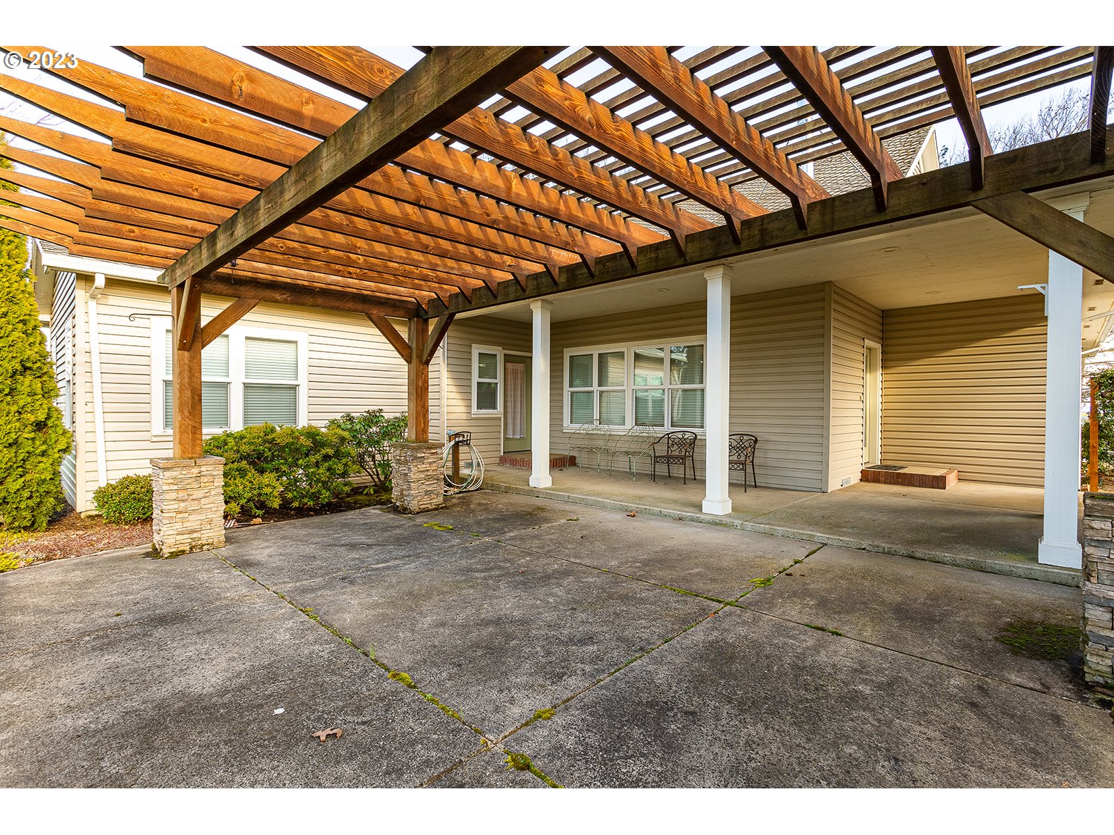 28179 High Pass Road Junction City, OR 97448 - Photo 36 of 48 front view of a house