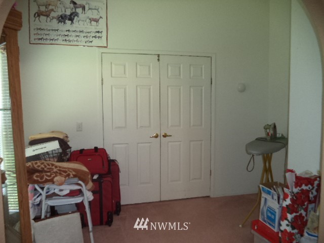 14327 Solberg Road Southeast Yelm, WA 98597 - Photo 17 of 25 Gallery Image 17